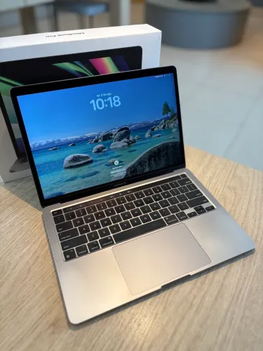 MacBook Pro M1 256GB SSD | 8GB RAM 13 POL Cinza - Seminovo