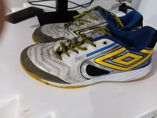 Chuteira futsal umbro pro 5 bump