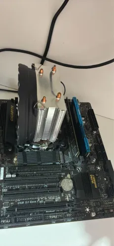 Vendo kit placa mãe e processador i5 7600 cooler gamer com rgb sem memória 