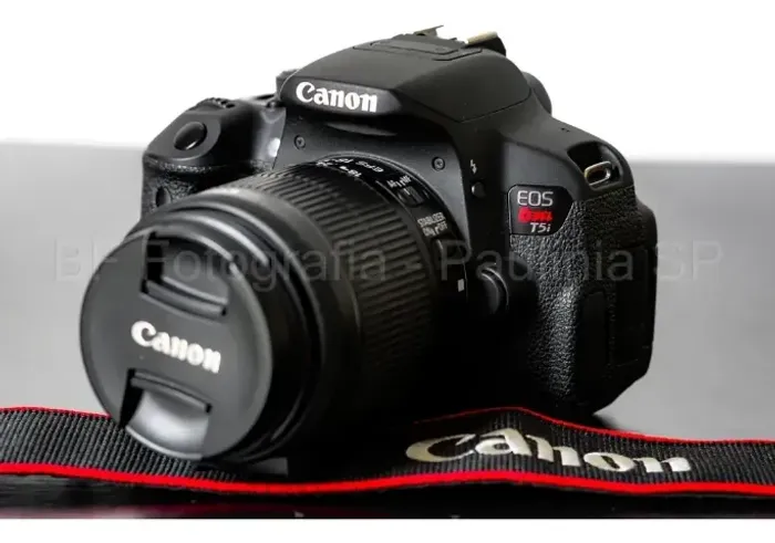 Câmera Canon T5i + Lente 18-55mm STM 8 Mil Cliques