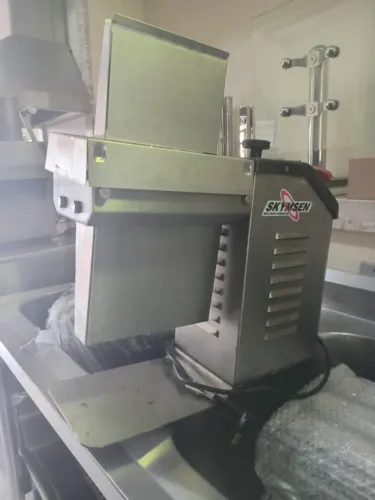 AMACIADOR DE CARNE MODELO AB 5L-N SIEMSEN 220V