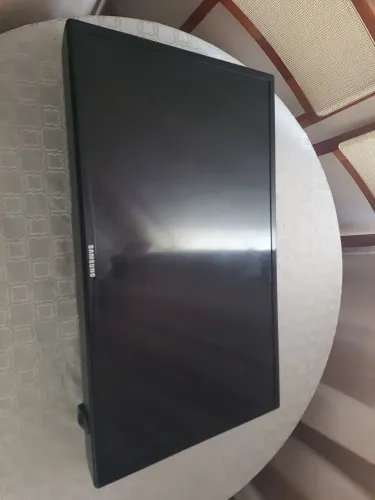Vendo 02 tv's Samsung