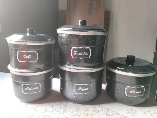Panela de mantimentos