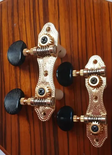 Tarraxas para cavaquinho