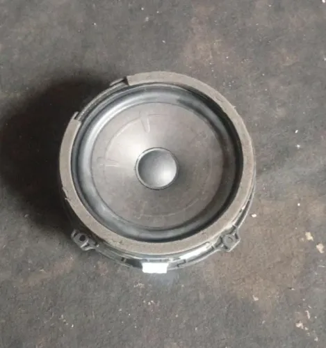 Alto falante Kia cerato 20