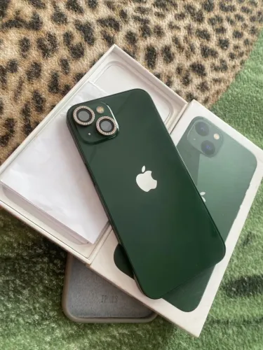 iPhone 13