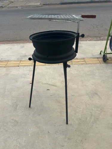 Churrasqueira de Roda