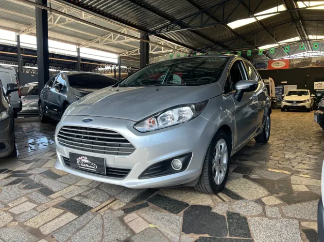 Ford Fiesta SE 1.6 Powershift Aut. 2014