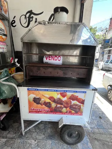 Carrinho de churrasco