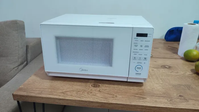 Microondas Midea 20L