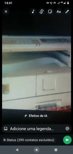 Máquina de xerox grande preto e branco