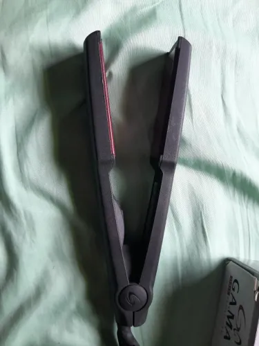 02 pranchas de cabelo 