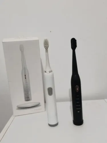 Escova de Dentes Elétrica Recarregável - Nova