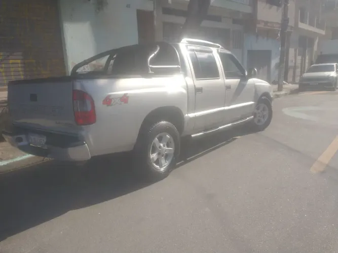 Chevrolet S10 Blazer DLX 2.8 4X4 TB Interc. Diesel 2003