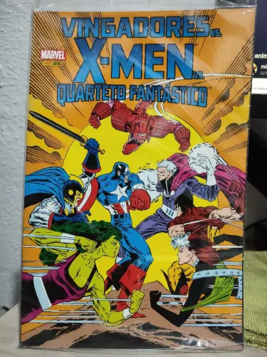 Vingadores vs X-men vs Quarteto