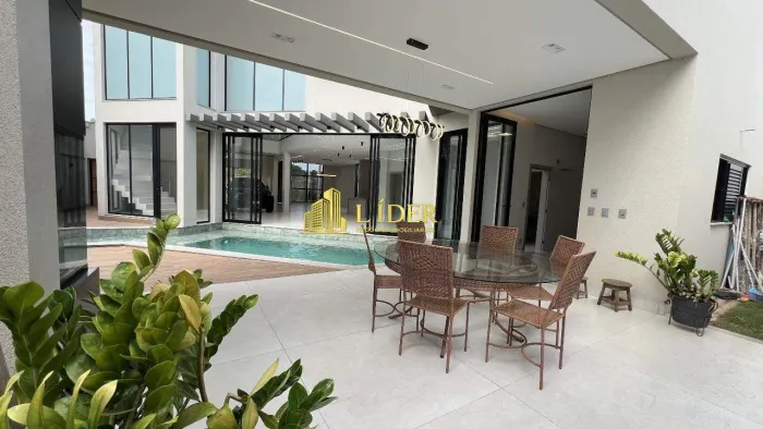 CASA EM CONDOMÍNIO à venda, 4 quartos, 4 suítes, 6 vagas, NOVA UBERLANDIA - Uberlândia/MG