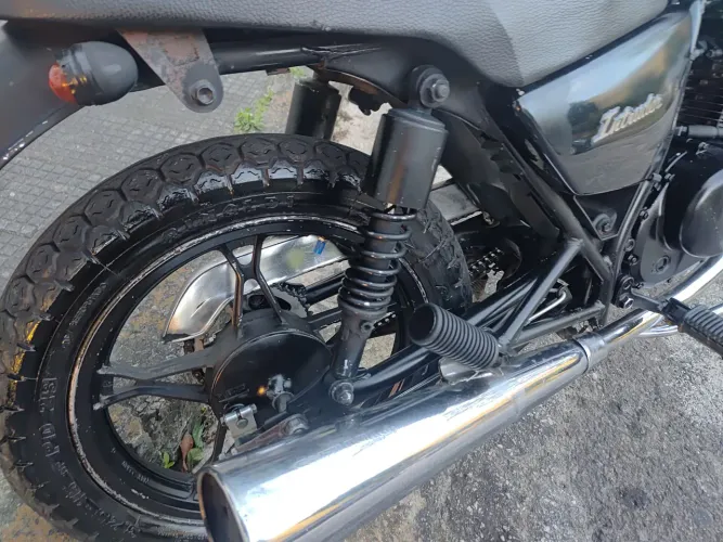 Intruder 125