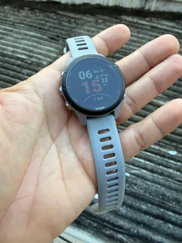 Garmin 255s