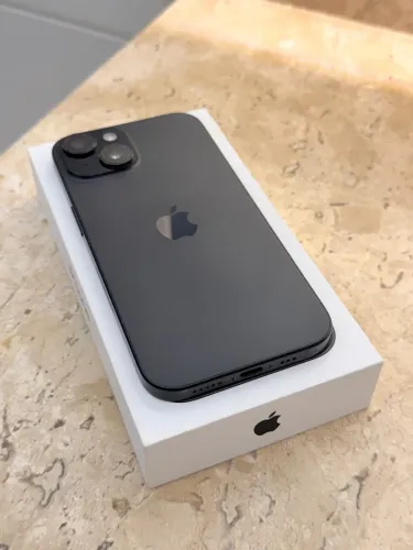 iphone 15 preto fosco 128Gb / semi-novo
