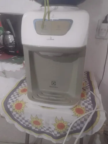 Electrolux Bebedouro de mesa
