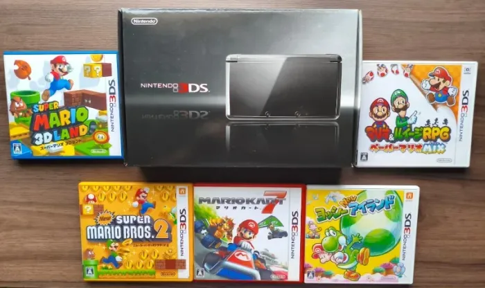 Nintendo 3DS preto Japonês