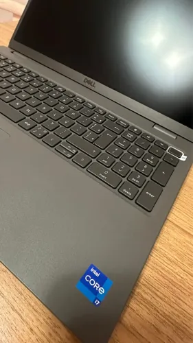 Notebook Dell Latitude 3540 - Core i7 13Gen - 32GB - 512 GB NVME - Win11 Pro