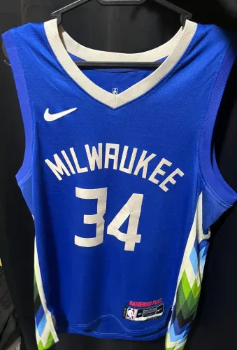 Camisa Jersey Milwaukee Bucks M Nike ANTETOKOUMPO 34