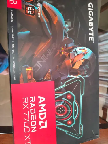 RX 7700xt 12gb (impecável)