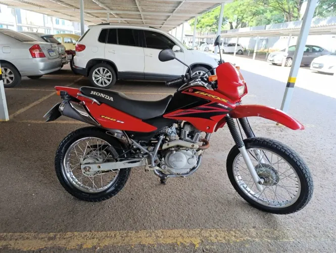 Bros 150 Es
