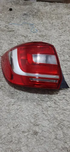 Lanterna traseira Renault Sandero lado esquerdo original