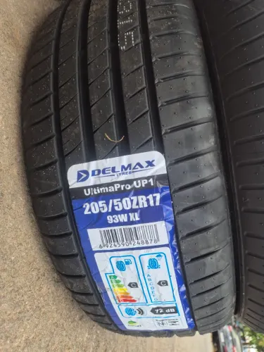 Pneu 205/50/17 original