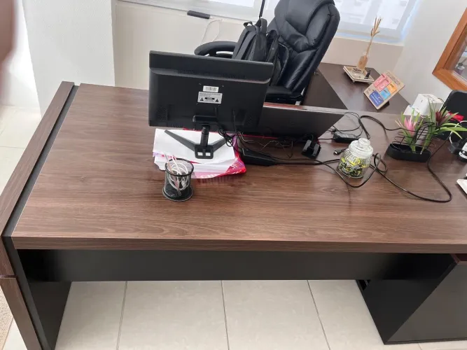 Mesa de escritório 