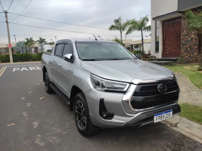 Toyota Hilux CD SRX 4X4 2.8 TDI 16V Diesel Aut. 2021