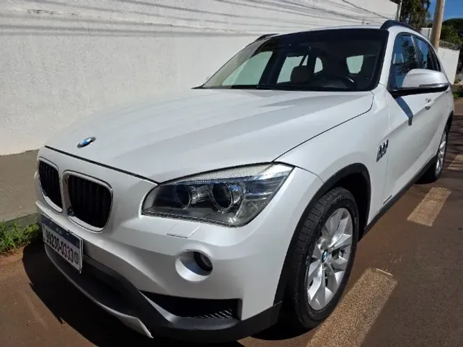 BMW X1 Sdrive 18I 2.0 16V 4X2 Aut. 2014