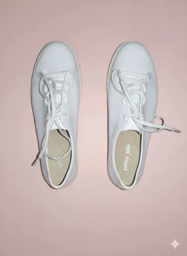 Sapato feminino Petite Jolie 