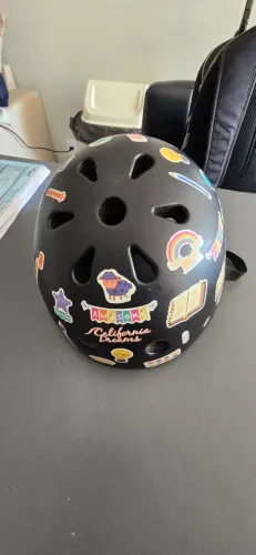 Capacete preto tamanho P