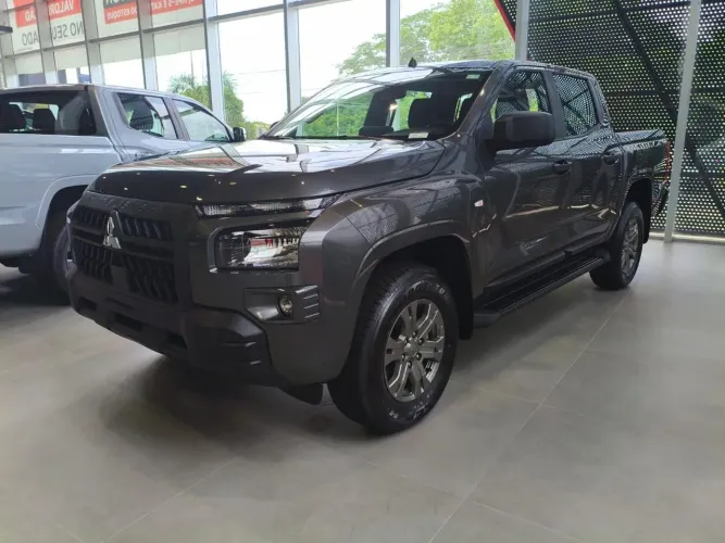 Mitsubishi TRITON GLS 2.4 CD 4X4 TB Diesel Aut. 2027