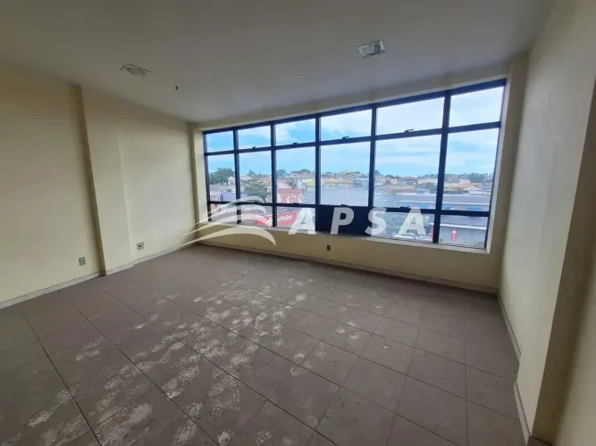 DÊ VISIBILIDADE E SOFISTICAÇÃO AO SEU NEGÓCIO NESTA SALA COMERCIAL NO APOLLO 2, UM PRÉDIO 