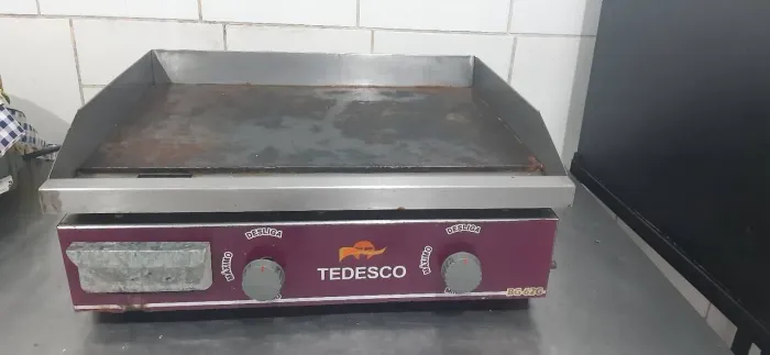 Vendo excelente chapa para lancheria