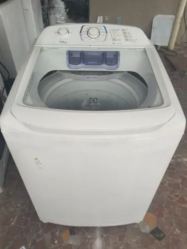Máquina de lavar Eletrolux 13 kg