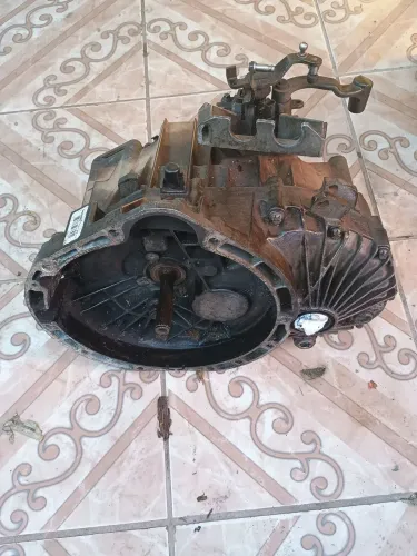 Caixa de marcha classe a 160, em excelente condições