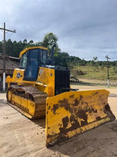 Trator de Esteira John Deere 2019 750J 