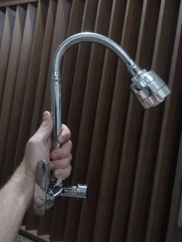 Torneira de Cozinha (NUNCA USADA)