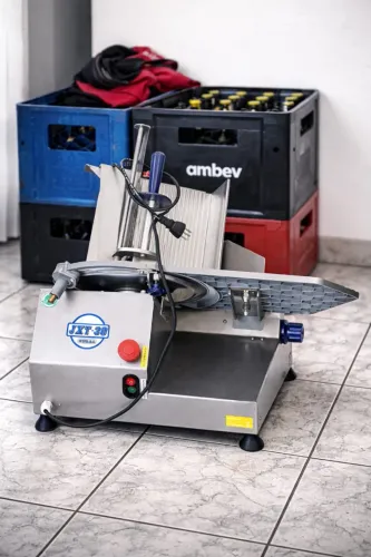 Cortador/Fatiador de Frios JXT-30 Gural 220v