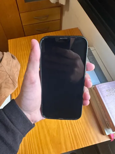 iPhone 13 - 128gb