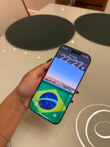 iPhone 16 Pro Max - Titânio Natural 256GB