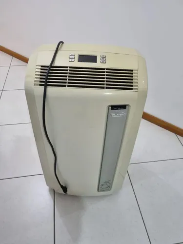 Ar Condicionado Portátil DeLonghi Pinguino 12000 BTU Frio 127V PAC AN12