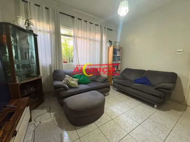 Casa Térrea de Esquina Próxima à Emílio Ribas , Excelente Oportunidade para Investimento