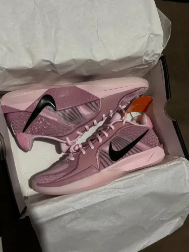 Tênis Nike Sabrina 2 Rosa