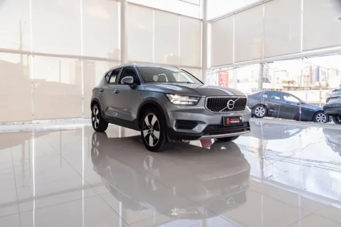 Volvo XC40 T-5 Momentum 2.0 252cv AWD 2019